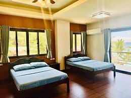 Minshuku KCS Hotel and Restaurant