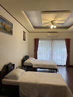 Minshuku KCS Hotel and Restaurant