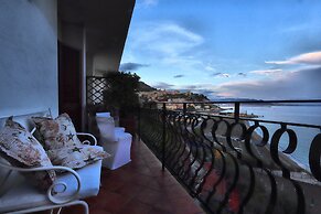Due Relais - Panoramic Sea View Suites