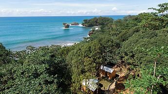 Bobocabin Madasari Pangandaran