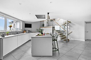 Huxham View and Annex