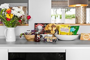 Huxham View and Annex