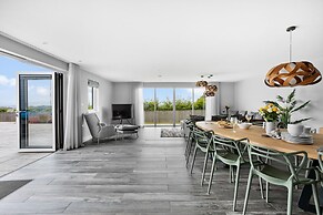 Huxham View and Annex