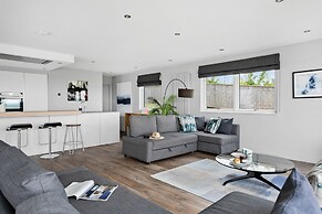 Huxham View and Annex