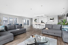 Huxham View and Annex