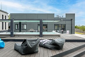 Huxham View and Annex