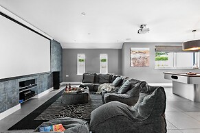 Huxham View and Annex