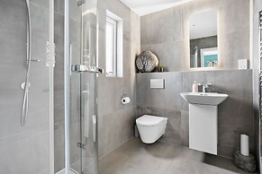 Huxham View and Annex