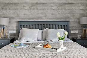 Huxham View and Annex