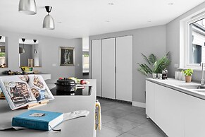 Huxham View and Annex