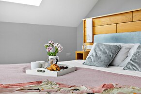 Huxham View and Annex