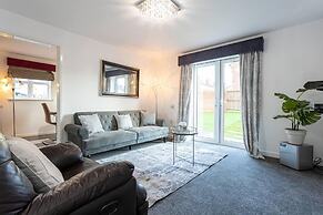 Beautifully Designed 3 Bed House - in Manchester