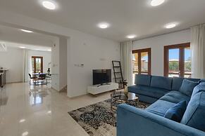 Aphrodite Hills Rentals – Elite Villas