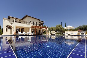 Aphrodite Hills Rentals – Elite Villas