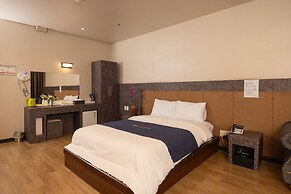 Cosmos Hotel