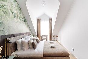 MUSE - LoftAffair Collection