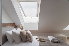 MUSE - LoftAffair Collection