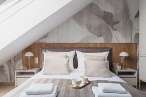 MUSE - LoftAffair Collection