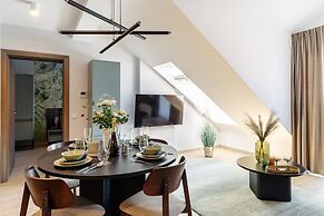 MUSE - LoftAffair Collection