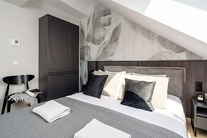 MUSE - LoftAffair Collection