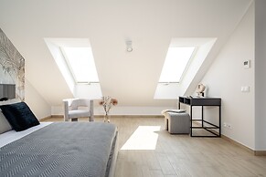 MUSE - LoftAffair Collection