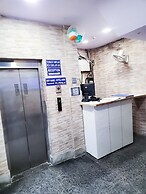 Roomshala 122 Hotel park view