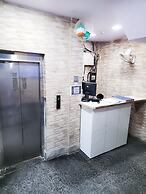 Roomshala 122 Hotel park view