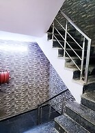 Roomshala 122 Hotel park view