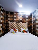 Roomshala 122 Hotel park view