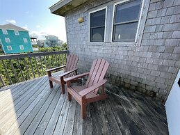 Swinkels 3 Bedroom Cottage by RedAwning