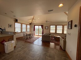 Swinkels 3 Bedroom Cottage by RedAwning