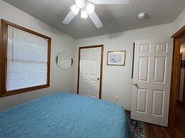 Swinkels 3 Bedroom Cottage by RedAwning