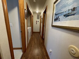 Swinkels 3 Bedroom Cottage by RedAwning