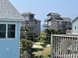 Swinkels 3 Bedroom Cottage by RedAwning