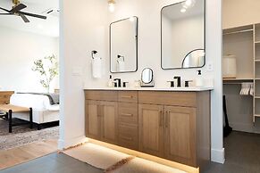 Desert Mirage 5 Bedroom Home