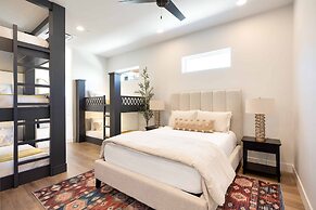 Desert Mirage 5 Bedroom Home