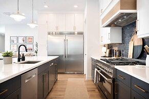 Desert Mirage 5 Bedroom Home