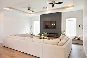 Desert Mirage 5 Bedroom Home