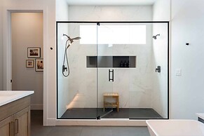 Desert Mirage 5 Bedroom Home