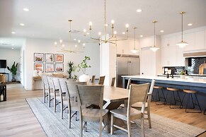 Desert Mirage 5 Bedroom Home