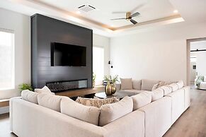 Desert Mirage 5 Bedroom Home