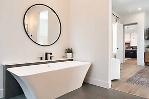 Desert Mirage 5 Bedroom Home