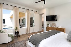 Desert Mirage 5 Bedroom Home