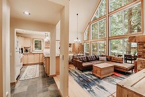 40gs â Wifi - W/d â Hot Tub - Sleeps 8 3 Bedroom Cabin by RedAwning