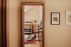 40gs â Wifi - W/d â Hot Tub - Sleeps 8 3 Bedroom Cabin by RedAwning