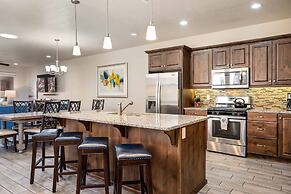 Redrock View #56 5 Bedroom Townhouse