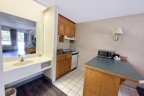 Executive Inn Ridgeway I-77