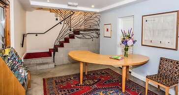 TRANQUIL 2BR SUITE APT IN DUBLIN-2