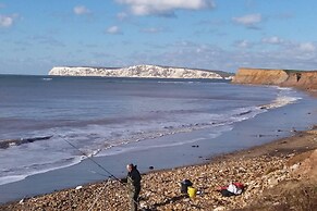 Impeccable 3 bed 2 Bath Central Cowes Cottage