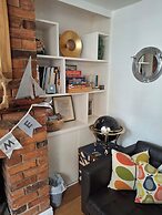 Impeccable 3 bed 2 Bath Central Cowes Cottage